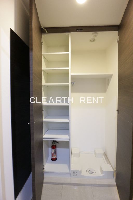 玄関　同タイプ別住戸写真となります。現況と異なる場合がございます。