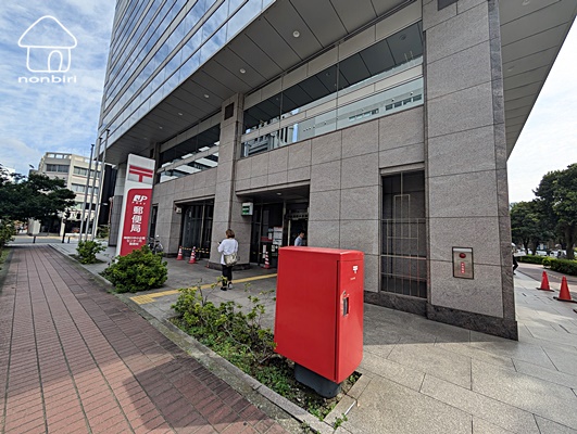 郵便局　神奈川中小企業センター内郵便局（郵便局）まで126m