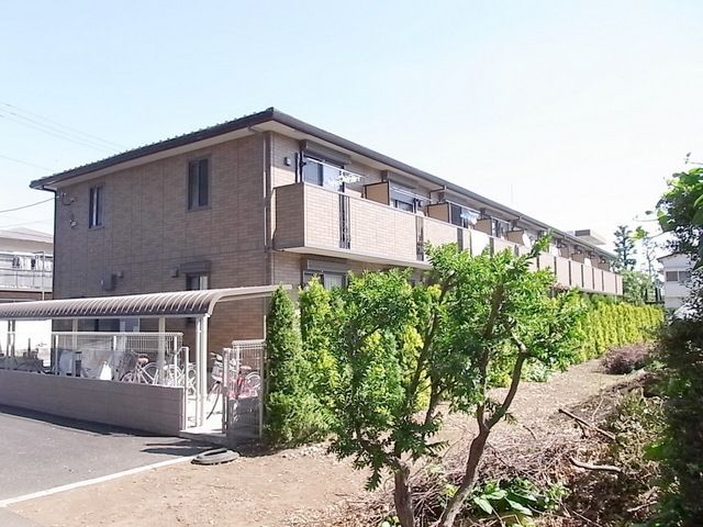 建物外観　★人気のテラスハウス・広い専用庭付き★