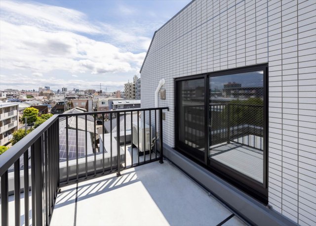 バルコニー　バルコニー付きです