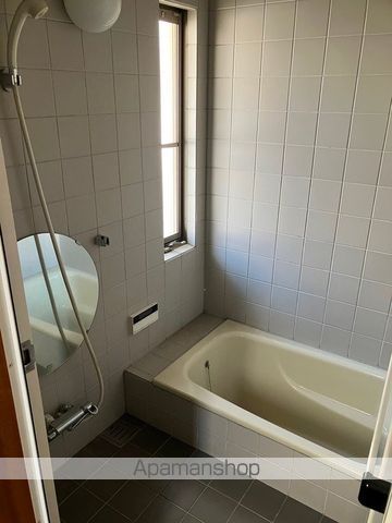 中町戸建の風呂写真