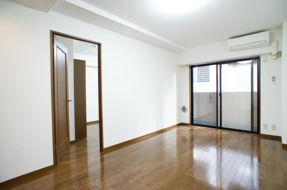 居室・リビング　※別部屋参考写真