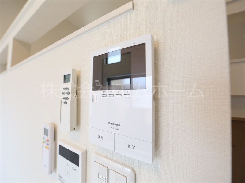 セキュリティ　ＴＶモニター付インターホン　同型写真