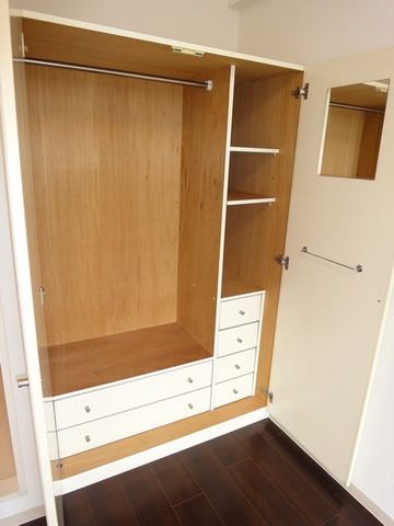 収納　収納クローゼット