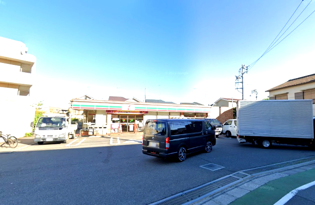 コンビニ　セブンイレブン 練馬西大泉4丁目店（コンビニ）まで621m