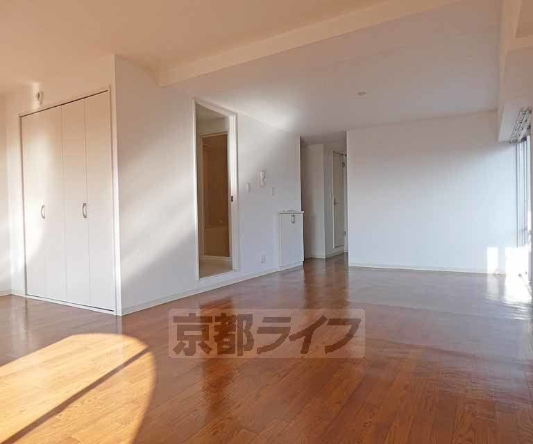居室・リビング　室内です