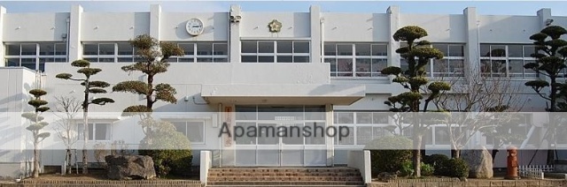 小学校　南郷小学校（小学校）まで505m