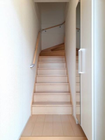 玄関　落ち着いた玄関です