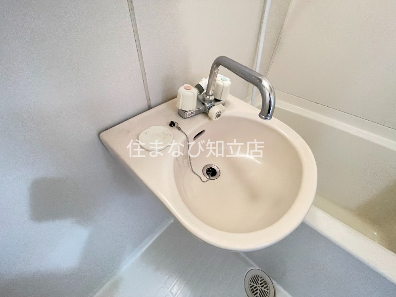 洗面設備　同型別部屋写真