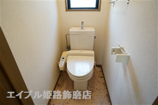 トイレ　写真は反転のお部屋です