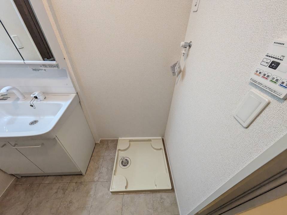 洗面設備　洗濯機置場
