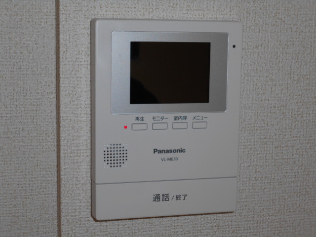 セキュリティ　カラーＴＶモニター付インターホン完備