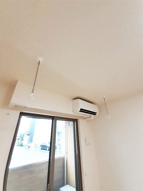 その他設備　雨の日や花粉の季節に便利な室内物干し