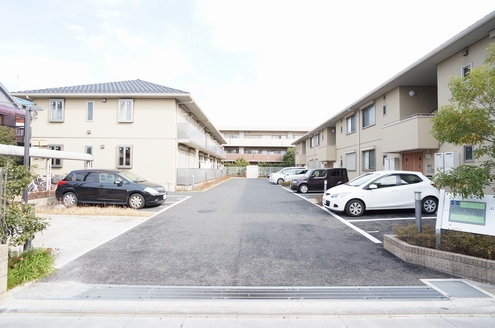 駐車場　敷地内駐車場♪