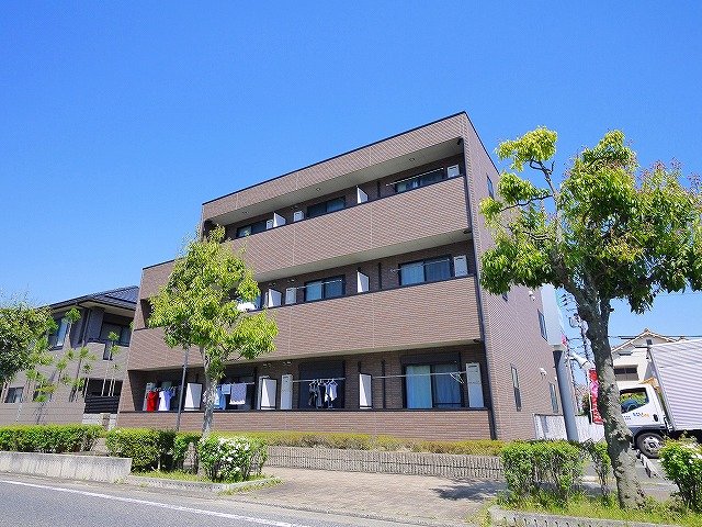 建物外観　外観もきれいです
