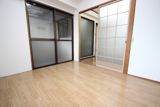 居室・リビング　※別部屋の写真です