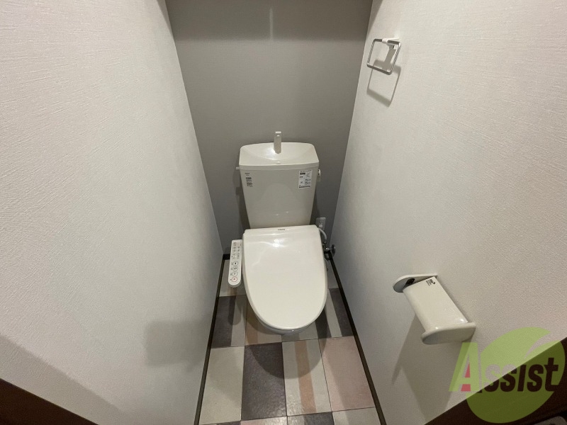 トイレ　ウォシュレット機能がついたトイレ。安心して使用できますね。