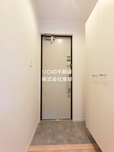 玄関　ダブルロックで安心です♪