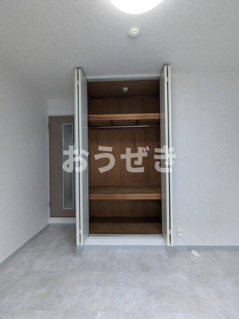 収納　?