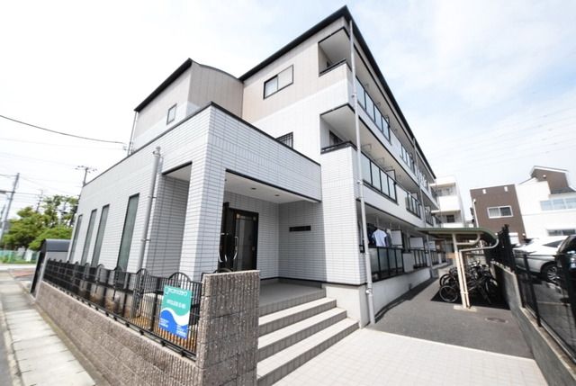 建物外観　★設備充実マンション★