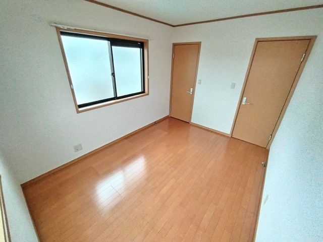 その他部屋・スペース　★★北側、６帖の洋室です♪★★