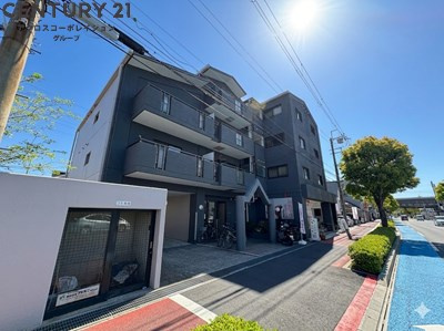 建物外観　居住者専用のごみ置き場があります♪