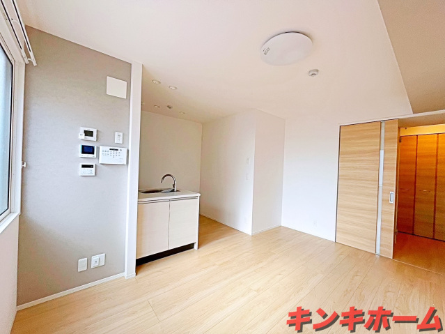 居室・リビング　写真は別のお部屋です。