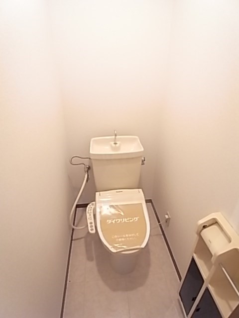 トイレ　シンプルで使いやすいトイレです