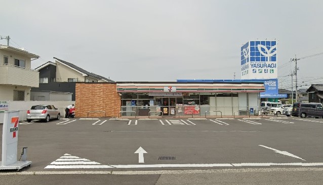 コンビニ　セブンイレブン 今治北鳥生町4丁目店（コンビニ）まで286m