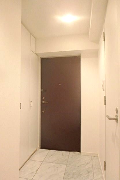 玄関　シンプルで使いやすい玄関です