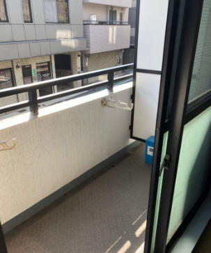 バルコニー　※別部屋写真参照