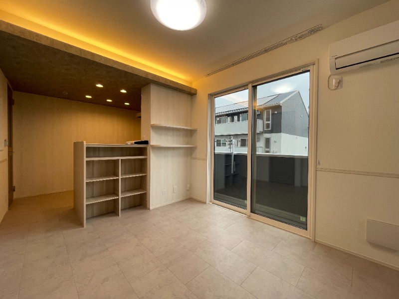 ＪＲ山陽本線 倉敷駅 徒歩15分 3階建 築1年の居間写真