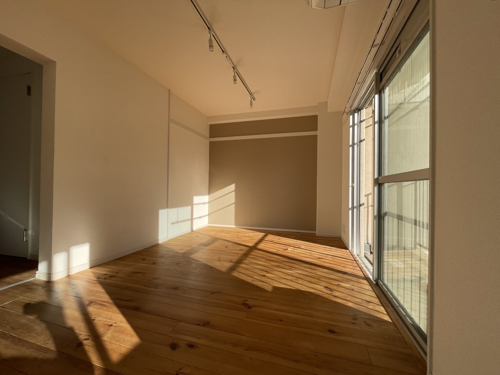 その他部屋・スペース　アクセントクロス採用　角部屋　綺麗な室内。