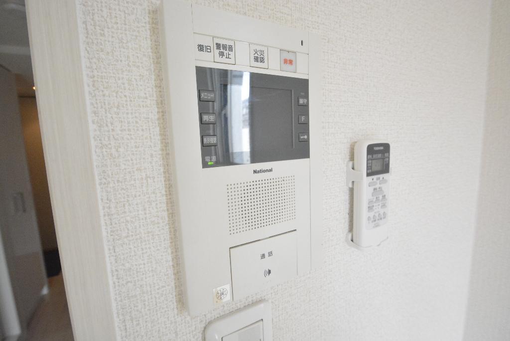 セキュリティ　カメラ付インターホン