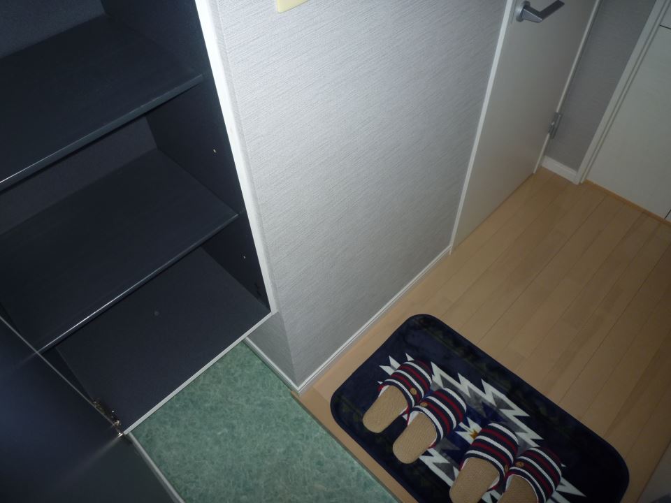 玄関　☆シューズボックスもかなり入ります☆