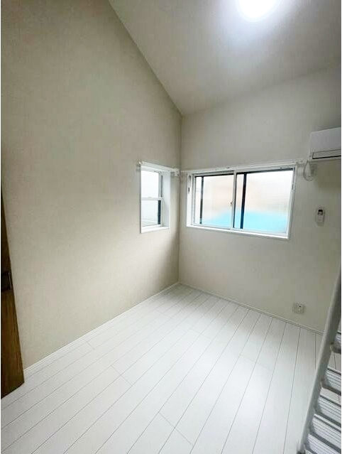 居室・リビング　開放感のあるゆったりとしたお部屋です♪
