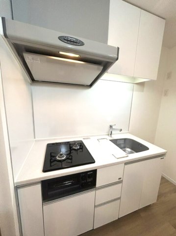 キッチン　※別部屋参考写真