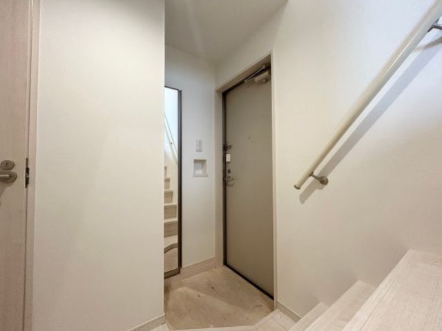 玄関　別部屋です