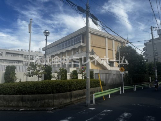 中学校　大田区立蒲田中学校（中学校）まで227m