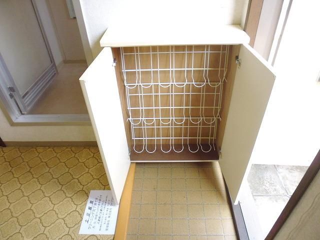 玄関　★お部屋探しは株式会社タウンハウジング東京まで★