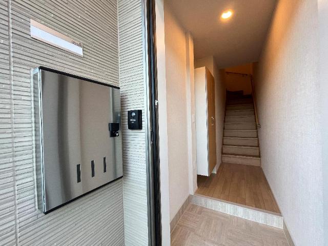 玄関　宅配BOX