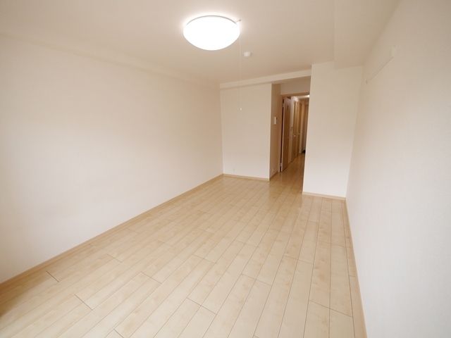居室・リビング　★フローリングのお部屋です★