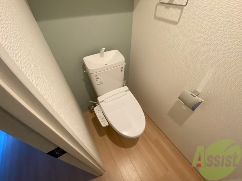 トイレ　こちらはトイレです。清潔感があり、安心して使用できます。