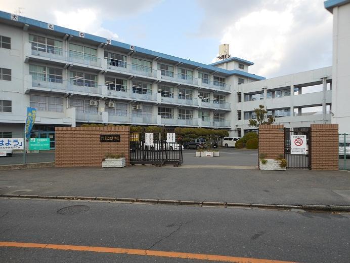 中学校　北九州市立永犬丸中学校（中学校）まで1200m