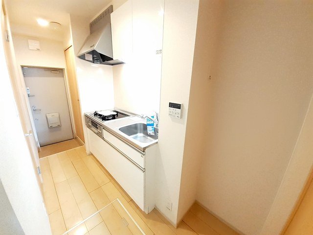 キッチン　コンパクトなキッチンで掃除もラクラク