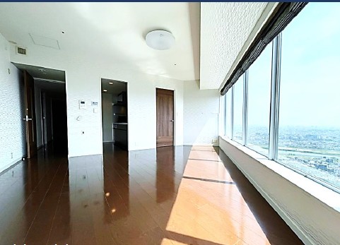 居室・リビング　開放感のあるゆったりとしたお部屋です♪