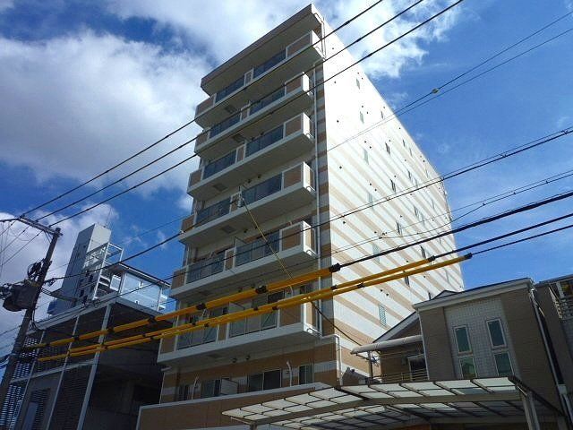 建物外観　鉄筋コンクリート造のしっかりとしたマンションです。