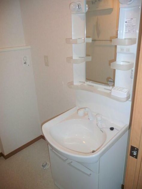 洗面設備　別部屋の写真です