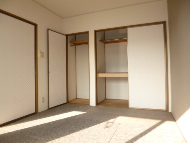 収納　和室（モダン畳）