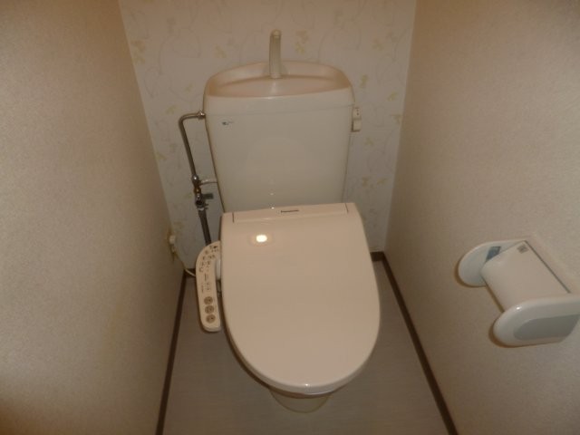トイレ　ウォシュレット